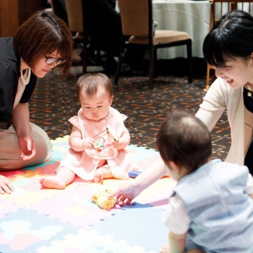 和装人前式で折鶴シャワー♪お子様も一緒で幸せいっぱい!