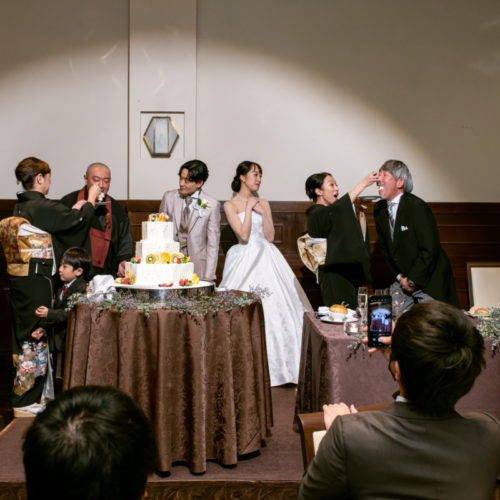 祝福と愛情の詰まった結婚式