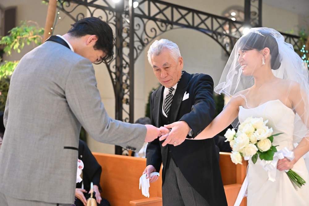 想いを贈り合う　心温まる秘密のサプライズウエディング