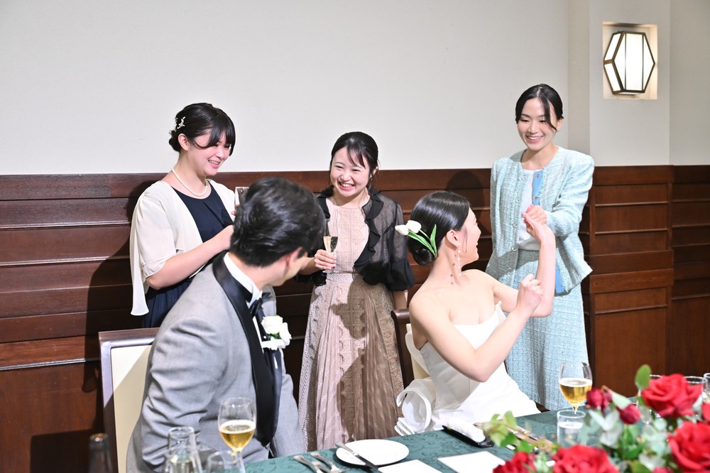 想いを贈り合う　心温まる秘密のサプライズウエディング