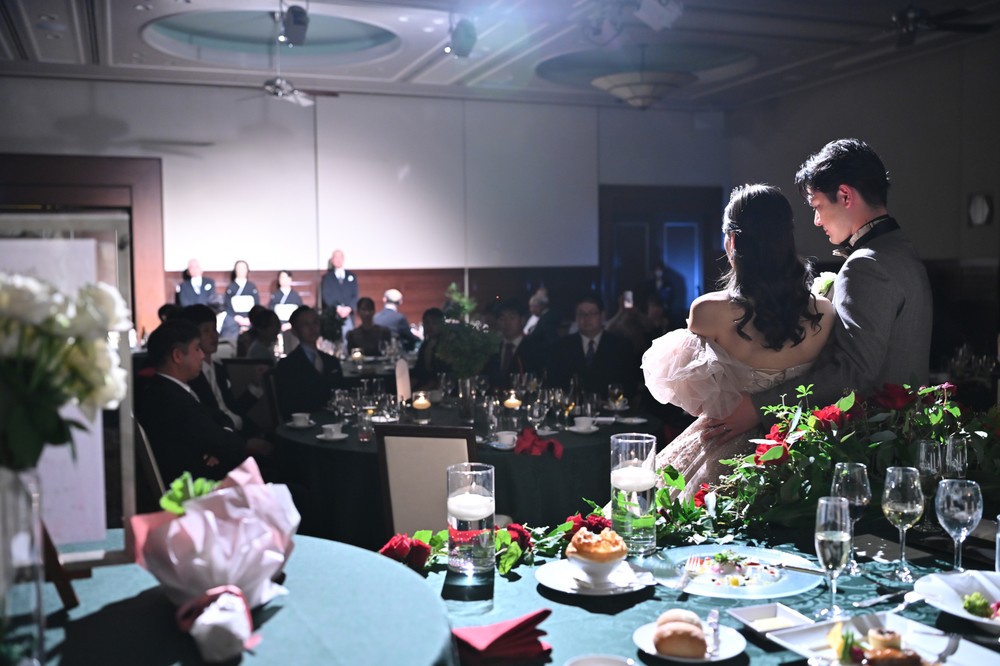 想いを贈り合う　心温まる秘密のサプライズウエディング