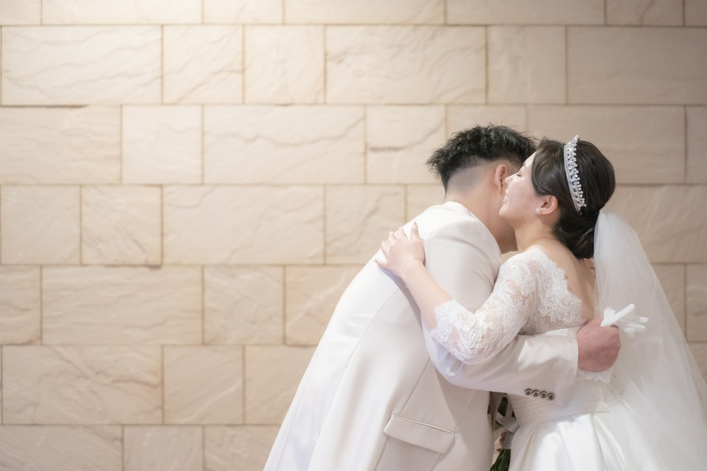 おふたりの門出
結婚式も！ハネムーンも！