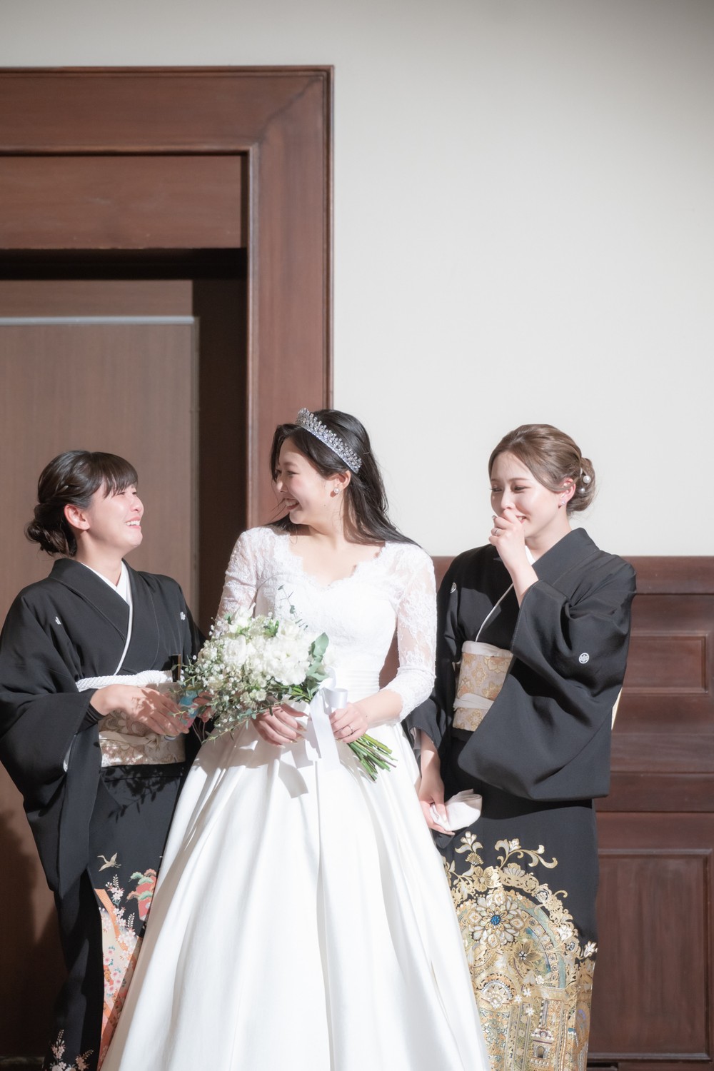 おふたりの門出
結婚式も！ハネムーンも！