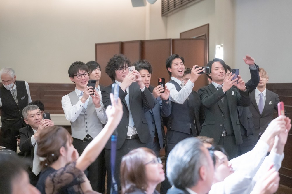 おふたりの門出
結婚式も！ハネムーンも！