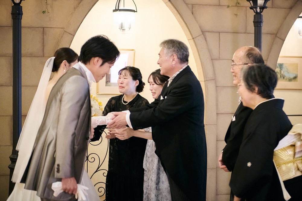家族への感謝を伝えたい　ファミリーミートから始まる結婚式